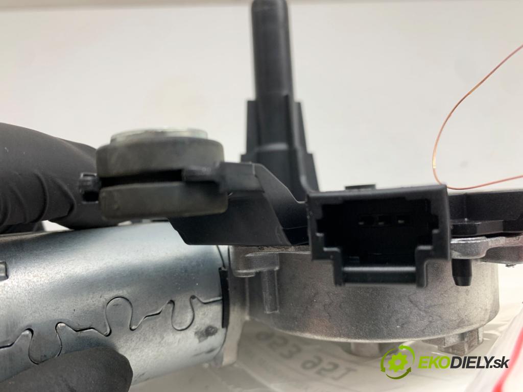 MITSUBISHI COLT VII liftback 2024 49 kW 1.0 MPi (VBXG0) 999 Motor stieračov zad 287109280R