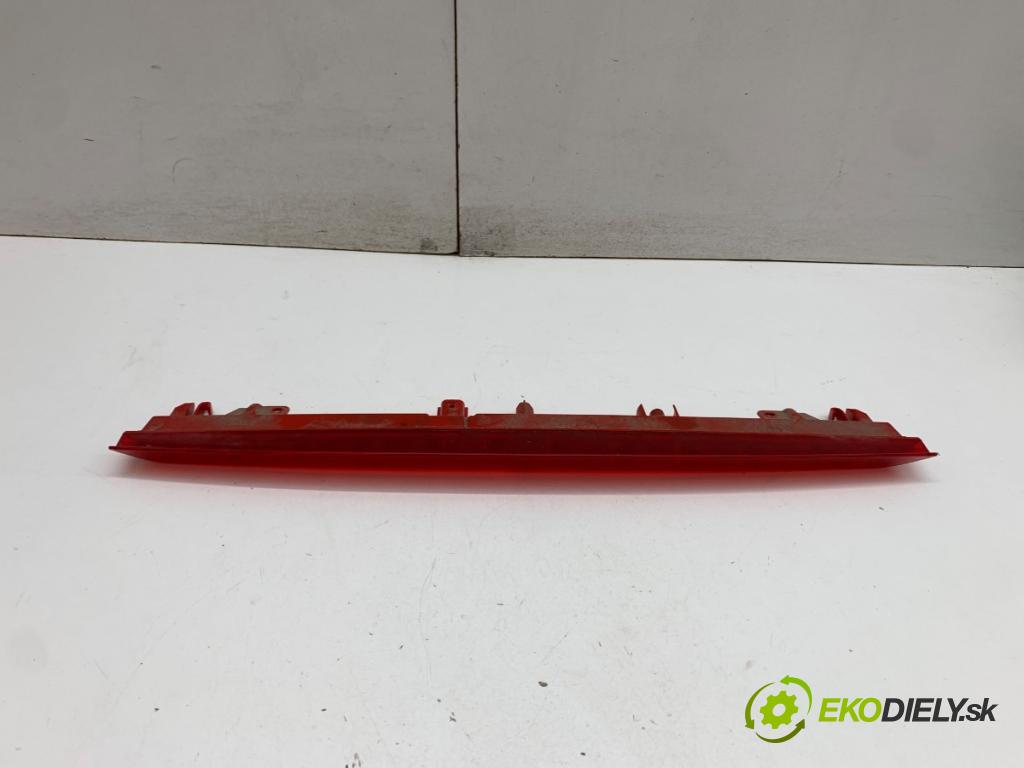 MITSUBISHI COLT VII liftback 2024 49 kW 1.0 MPi (VBXG0) 999 Svetlo brzdových svetiel 265906516R