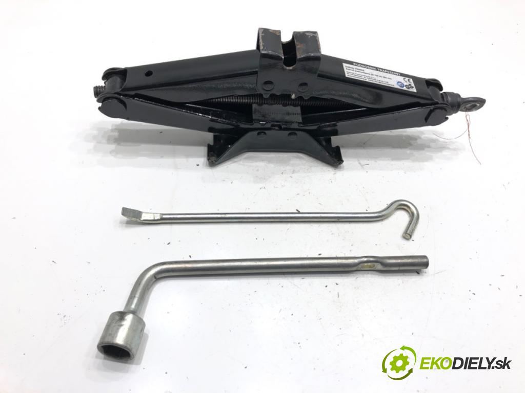 MITSUBISHI COLT VII liftback 2024 49 kW 1.0 MPi (VBXG0) 999 ZVEDÁK: - mechanismus 