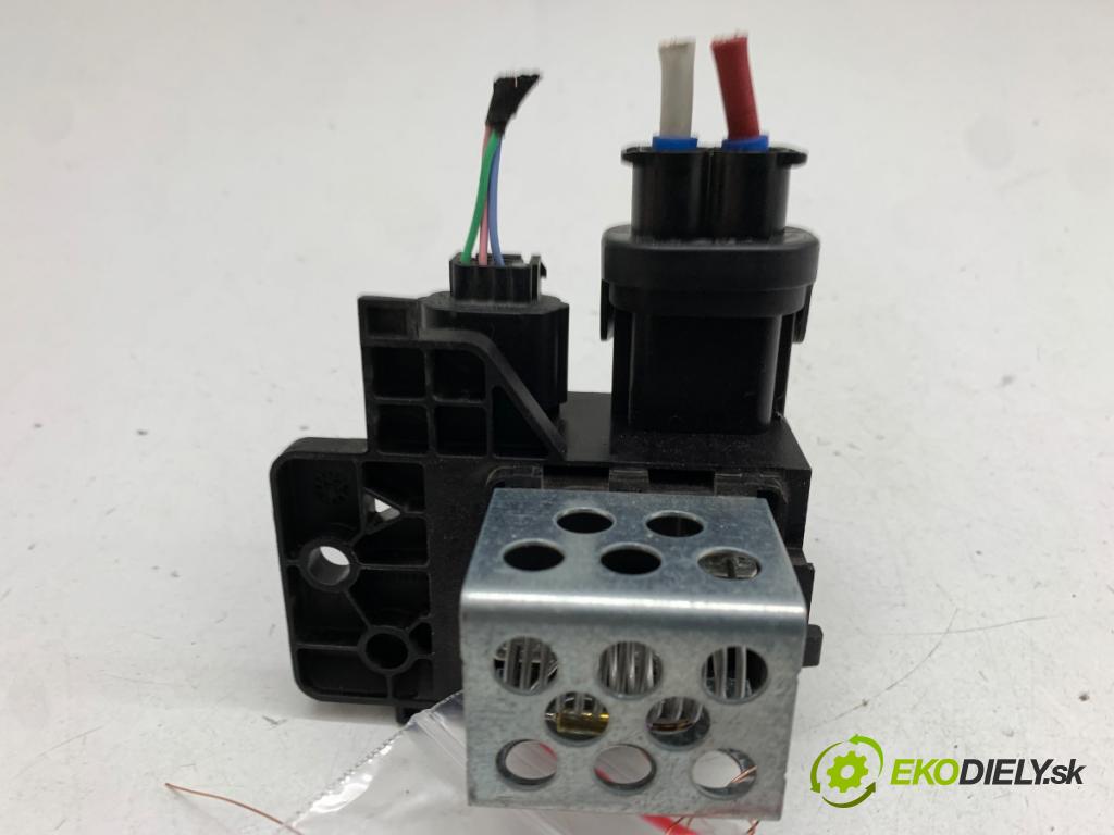 MITSUBISHI COLT VII liftback 2024 49 kW 1.0 MPi (VBXG0) 999 modul ventilátoru 255503792R