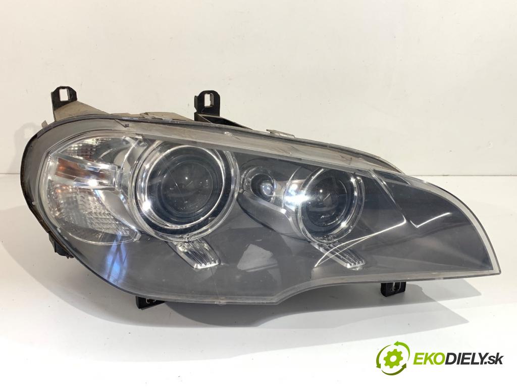 BMW E70 SUV 2011 225 kW xDrive 40 d 2993 Svetlomet pravy predný XENON 