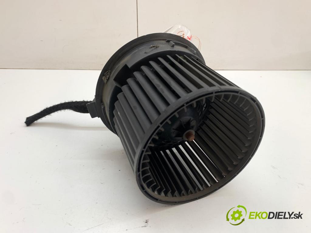 DACIA DUSTER SUV 2016 84 kW 1.6 SCe 115 1598 ventilátor kúrenia N109038B