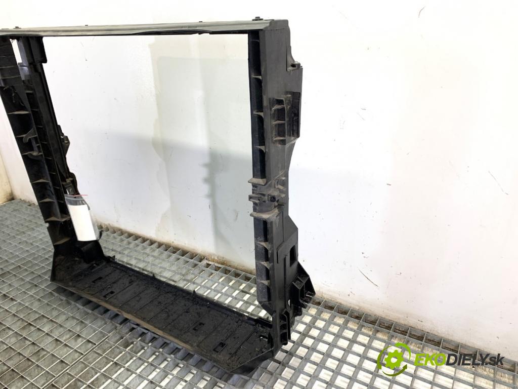 BMW E70 SUV 2011 225 kW xDrive 40 d 2993 držák přední část 7799762 (Přední výztuha)