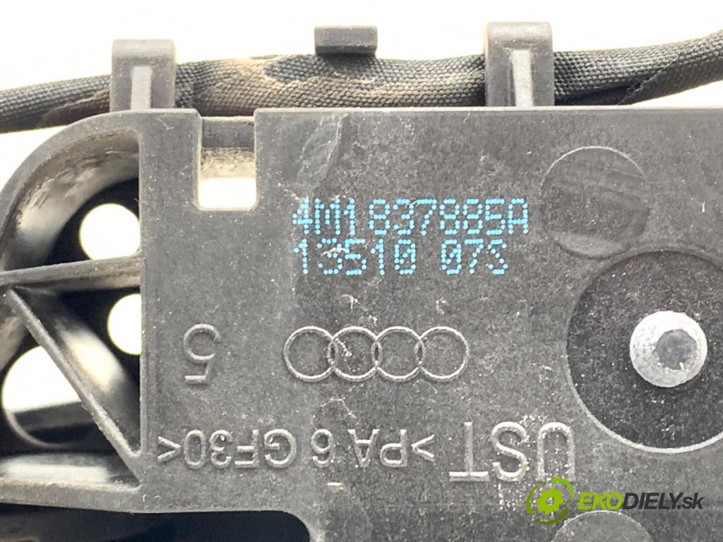 AUDI Q7 4M SUV 2021 170 kW 45 TDI Mild Hybrid quattro 2967 klika vnejší levý přední část 4M1837885A