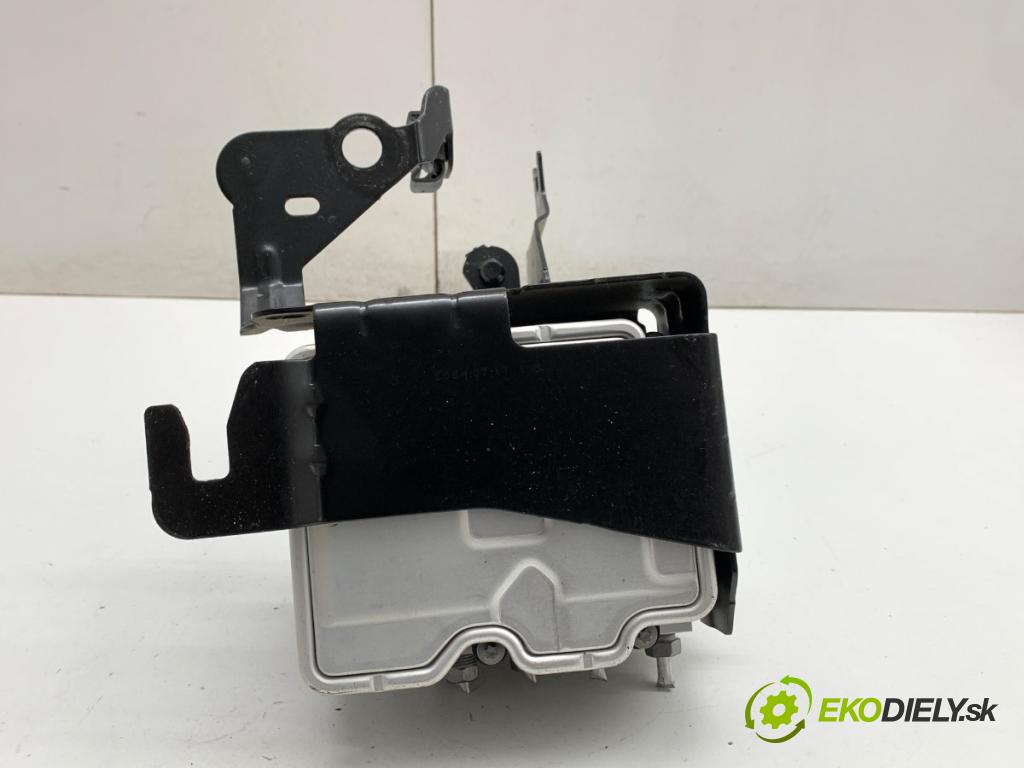 MITSUBISHI COLT VII liftback 2024 49 kW 1.0 MPi (VBXG0) 999 pumpa ABS 476601495R (Pumpa ABS)