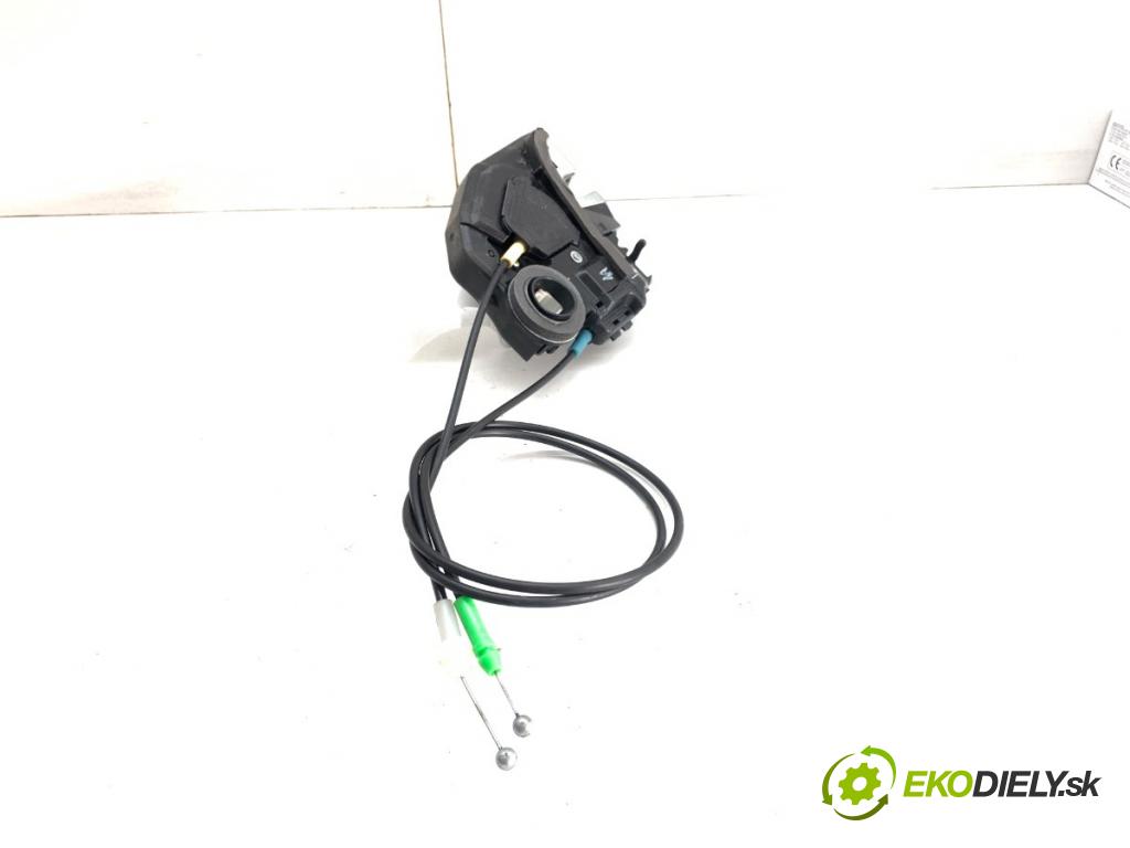 TOYOTA VERSO nadwozie wielkoprzestrzenne (MPV) 2014 108 kW 1.8 (ZGR21_) 1798 zámok Dvere pravy zad