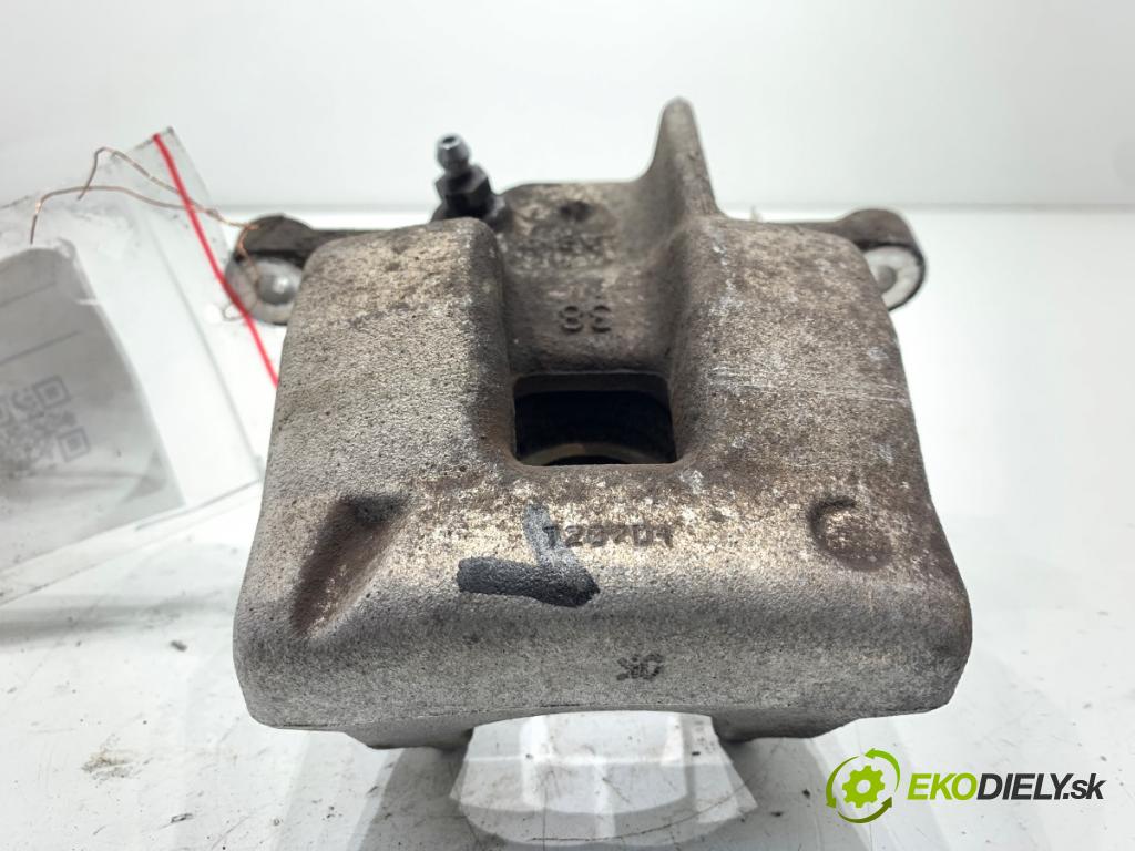 TOYOTA VERSO nadwozie wielkoprzestrzenne (MPV) 2014 108 kW 1.8 (ZGR21_) 1798 Brzdič strmeň ľavy zad 