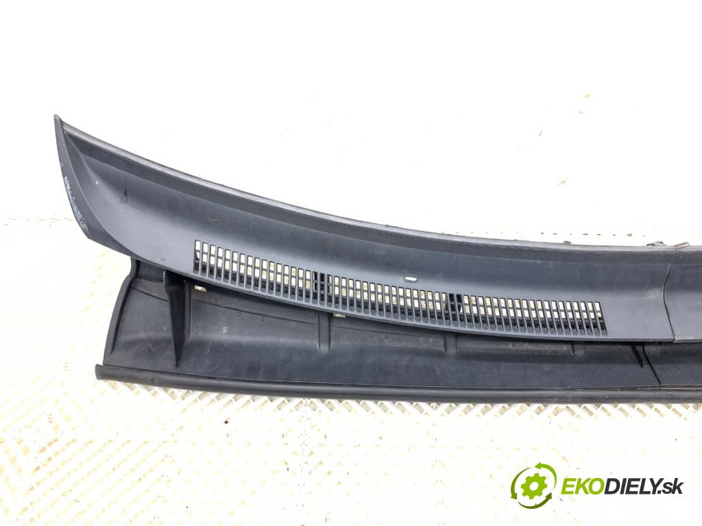 TOYOTA VERSO nadwozie wielkoprzestrzenne (MPV) 2014 108 kW 1.8 (ZGR21_) 1798 Torpédo, plast pod čelné okno 55782-0F050 (Torpédo (plast pod čelným sklom))