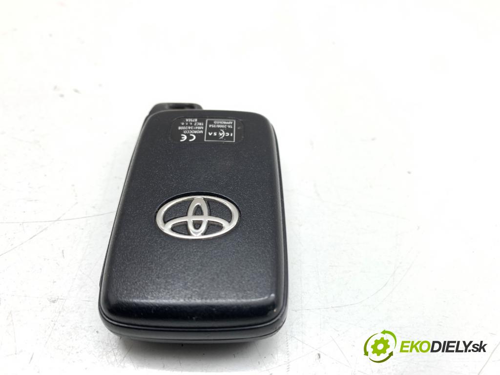 TOYOTA VERSO nadwozie wielkoprzestrzenne (MPV) 2014 108 kW 1.8 (ZGR21_) 1798 klíč
