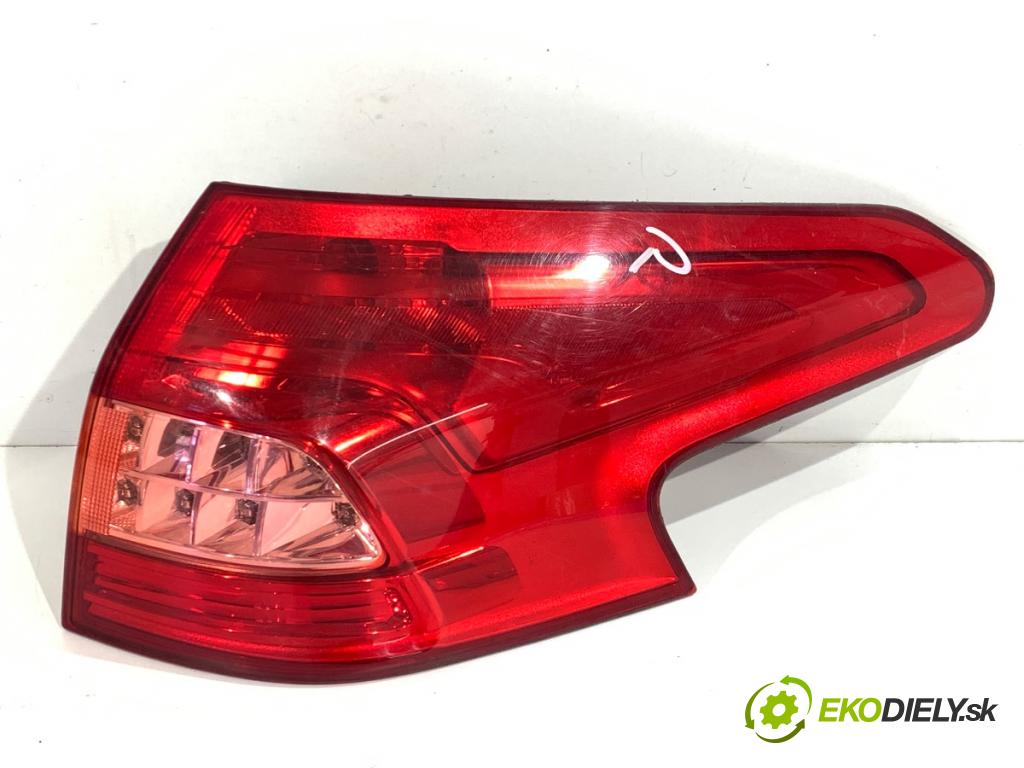 CITROEN C5 III Kombi 2010 103 kW 2.0 HDi 140 1997 světlo pravý zadní část 8X8X-13404-AX
