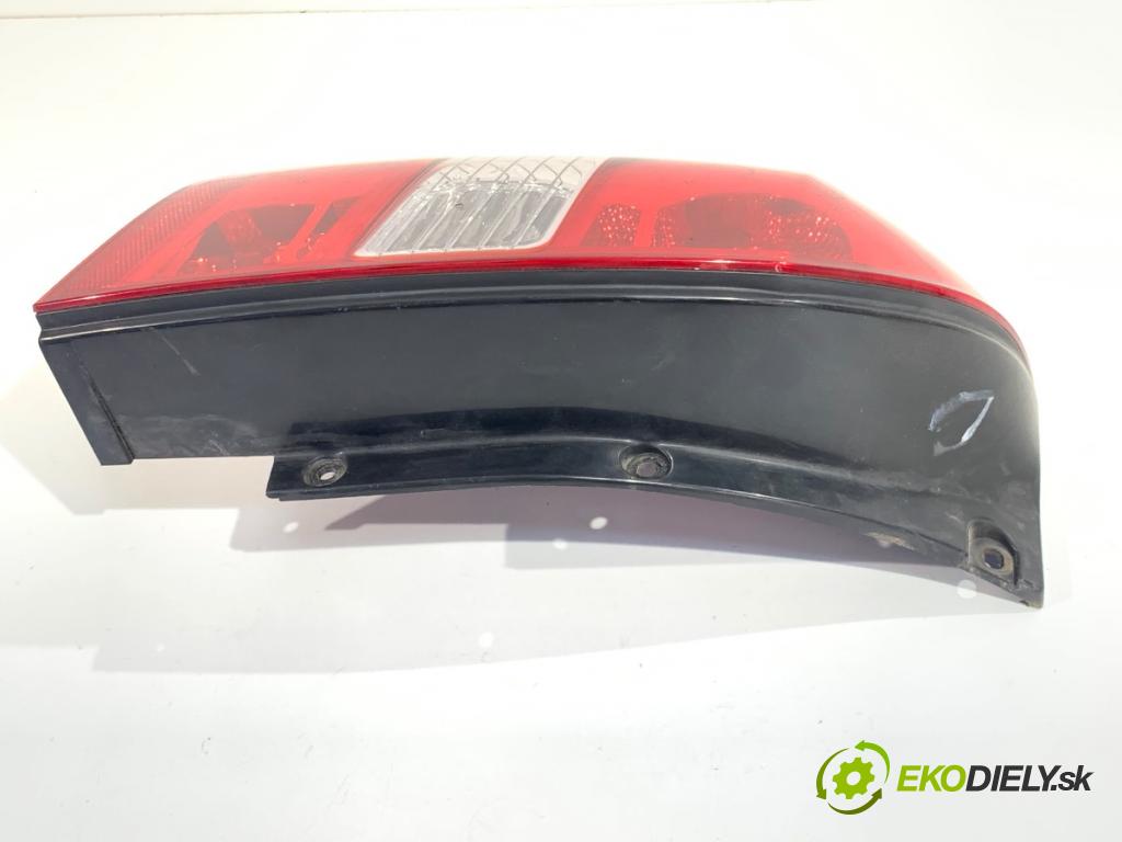 HYUNDAI TUCSON SUV 2005 104 kW 2.0 1975 Svetlo ľavy zad 92401-2E0