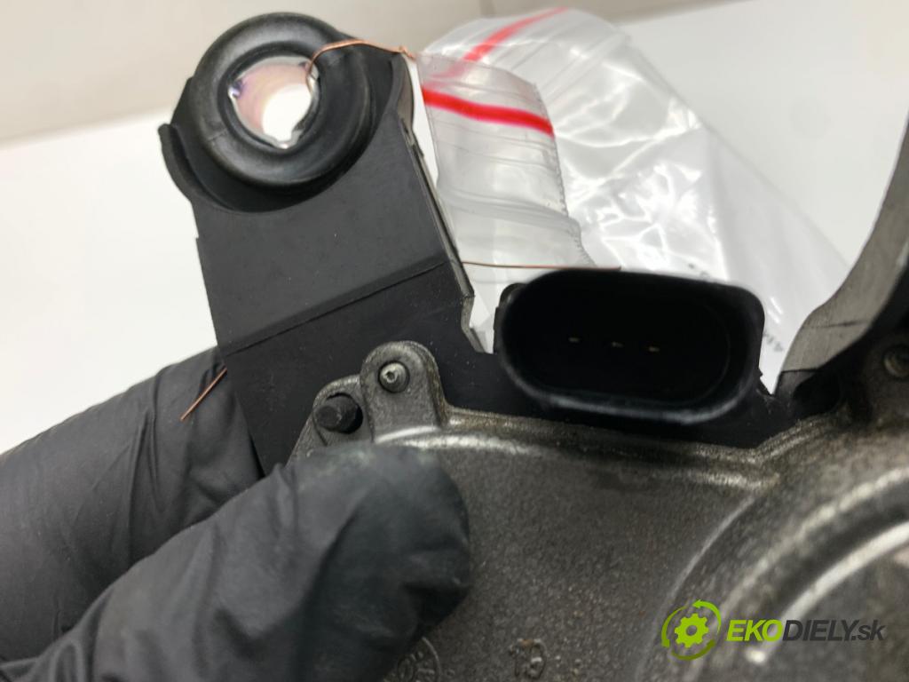 AUDI Q7 4M SUV 2021 170 kW 45 TDI Mild Hybrid quattro 2967 Motor stieračov zad 4KE955711