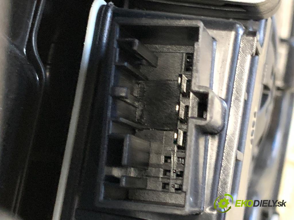 SKODA OCTAVIA IV Kombi 2020 85 kW 2.0 TDI 1968 Mechanizmus okna ľavy zad 5E3839655A