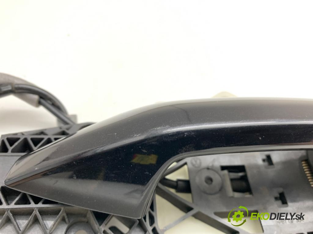SKODA OCTAVIA IV Kombi 2020 85 kW 2.0 TDI 1968 Kľučka vonkajšia pravy zad 5E0837349A