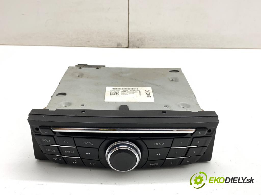 PEUGEOT 301 sedan 2013 85 kW 1.6 VTi 115 1587 RADIO 98041965ZD (Audio zariadenie)