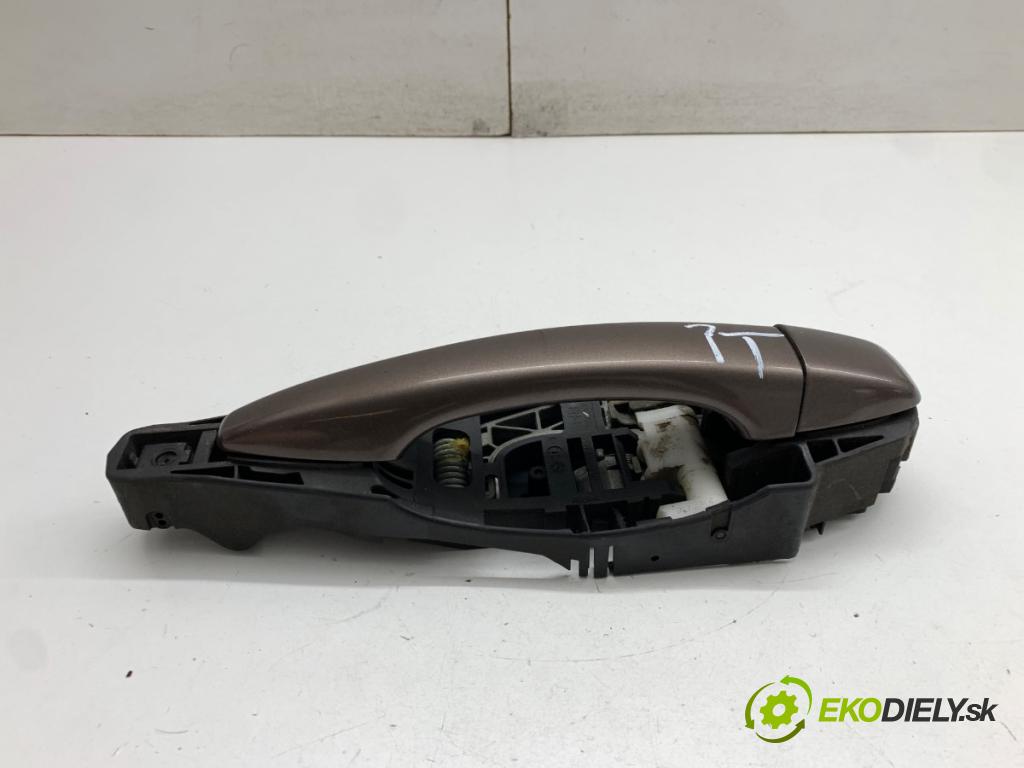 PEUGEOT 301 sedan 2013 85 kW 1.6 VTi 115 1587 klika vnejší pravý zadní část 9807652880