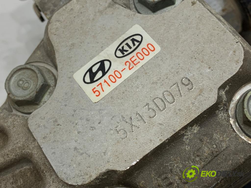 KIA SPORTAGE II SUV 2007 104 kW 2.0 i 16V 1975 pumpa servočerpadlo 57100-2E000 (Servočerpadlo)