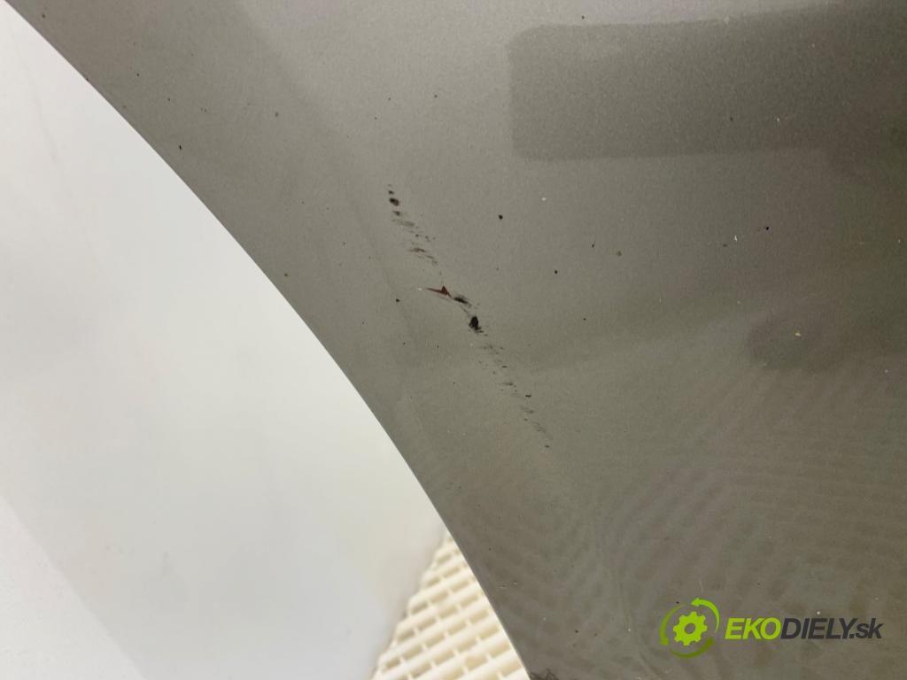 FORD MONDEO MK5 Kombi 2017 110 kW 2.0 TDCi 1998 Nárazník zad (Kľučka dverí ostatné)