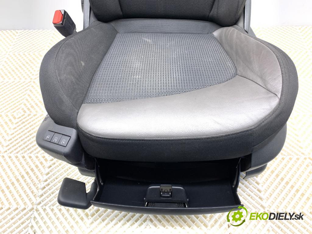 CITROEN C4 PICASSO II nadwozie wielkoprzestrzenne (MPV) 2013 115 kW 1.6 THP 155 1598 sedadlo levý přední část
