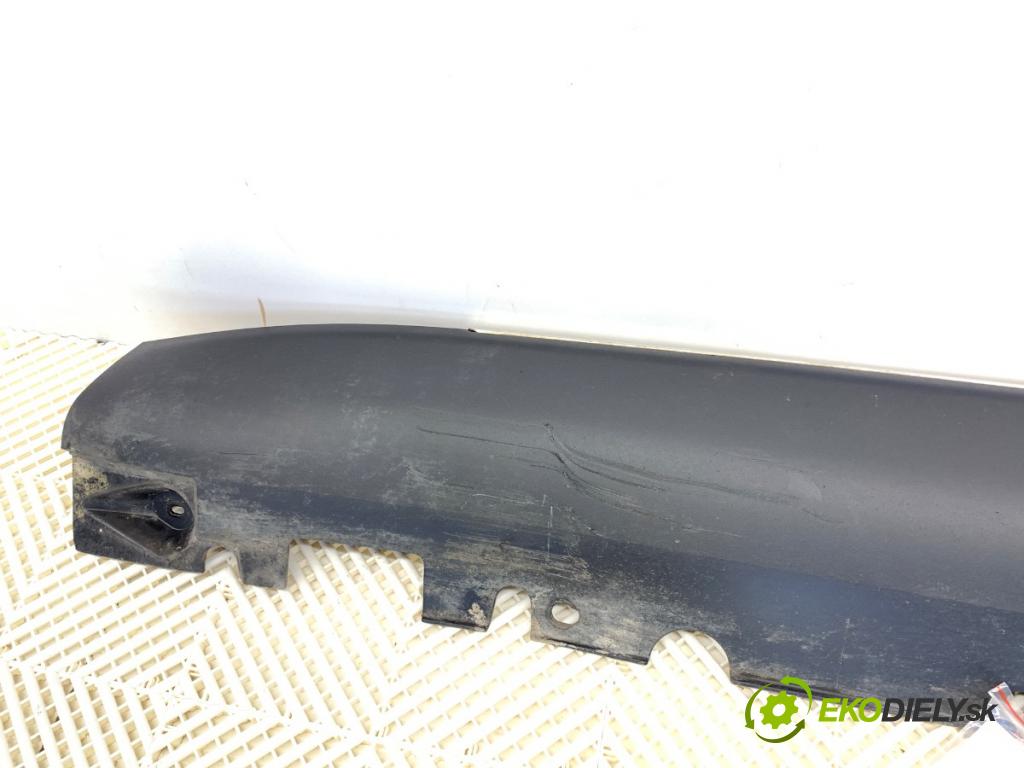 BMW E70 SUV 2011 225 kW xDrive 40 d 2993 lišta prahová levý 7163555