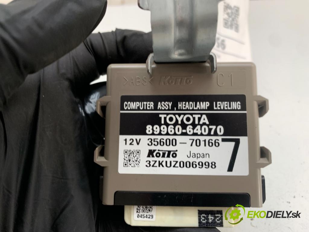TOYOTA VERSO nadwozie wielkoprzestrzenne (MPV) 2014 108 kW 1.8 (ZGR21_) 1798 modul světel 89960-64070 (Řídící jednotka ostatní)