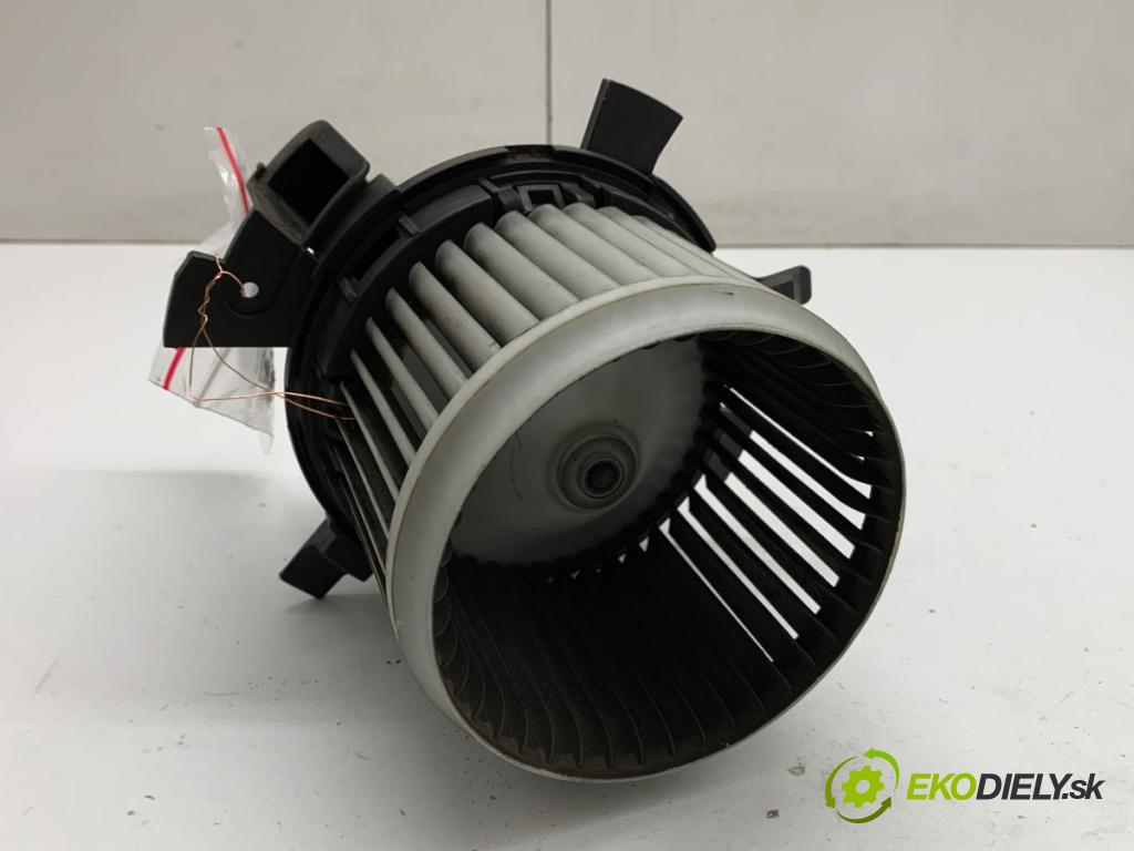 PEUGEOT 301 sedan 2013 85 kW 1.6 VTi 115 1587 ventilátor kúrenia 5P433