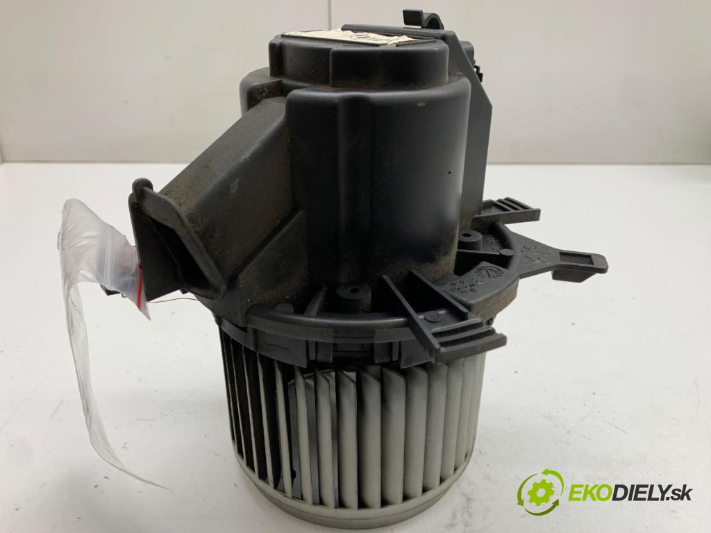 PEUGEOT 301 sedan 2013 85 kW 1.6 VTi 115 1587 ventilátor kúrenia 5P433