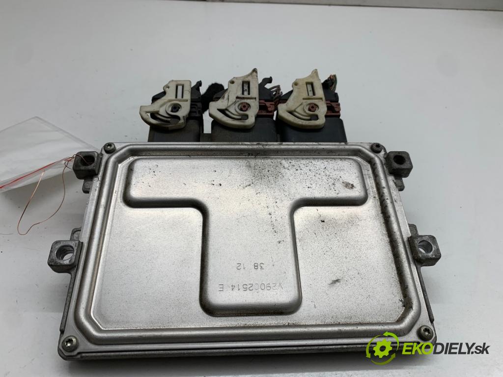 PEUGEOT 301 sedan 2013 85 kW 1.6 VTi 115 1587 riadiaca jednotka Motor 9806166080 (Riadiaca jednotka)