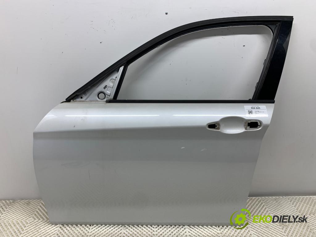 BMW F20 liftback 2011 100 kW 116 i 1598 Dvere ľavy predný 