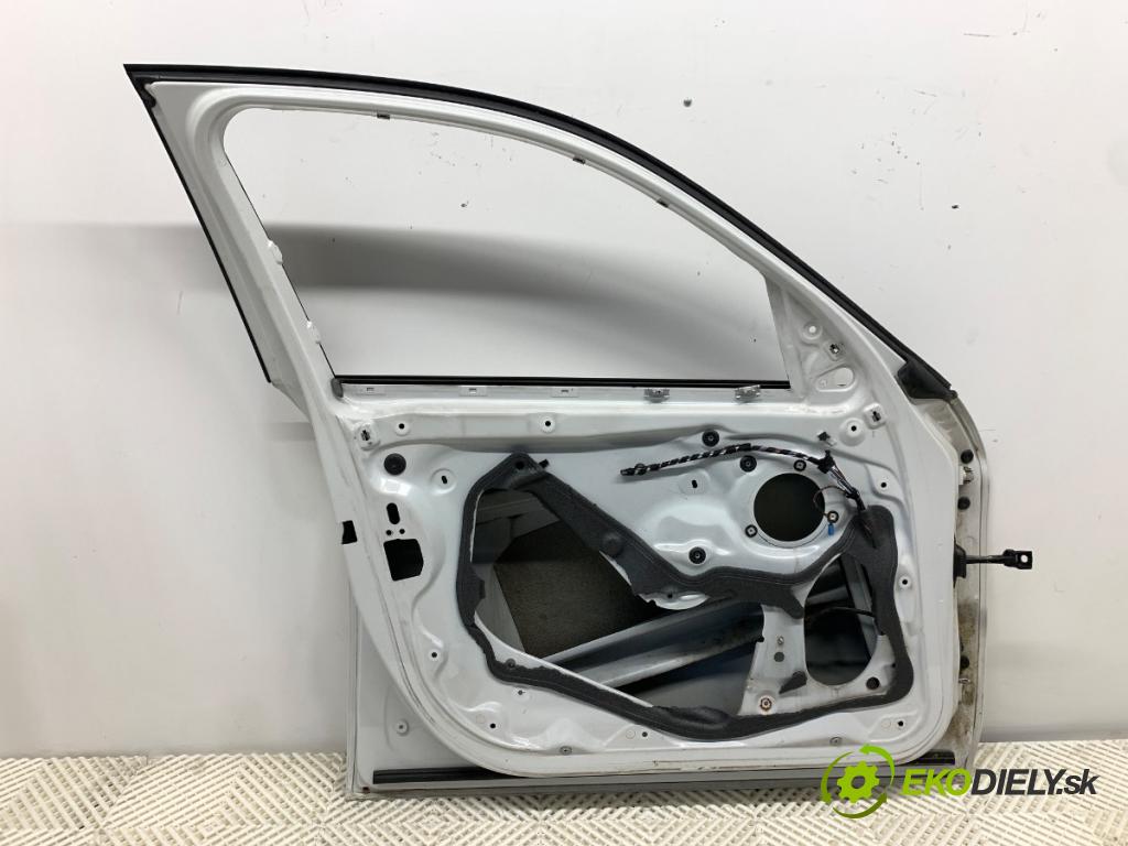 BMW F20 liftback 2011 100 kW 116 i 1598 Dvere ľavy predný