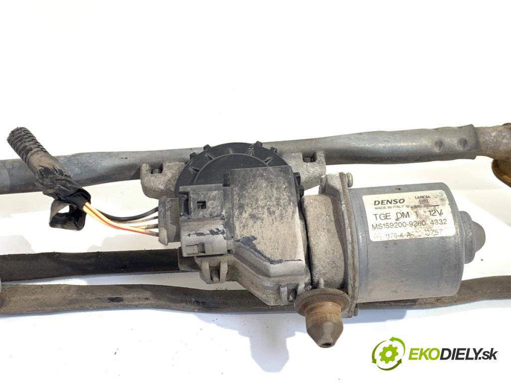 FIAT PANDA III liftback 2014 51 kW 1.2 (312PXA1A) 1242 Mechanizmus stieračov predný MS159200-9260 (Motorček stieračov predný)