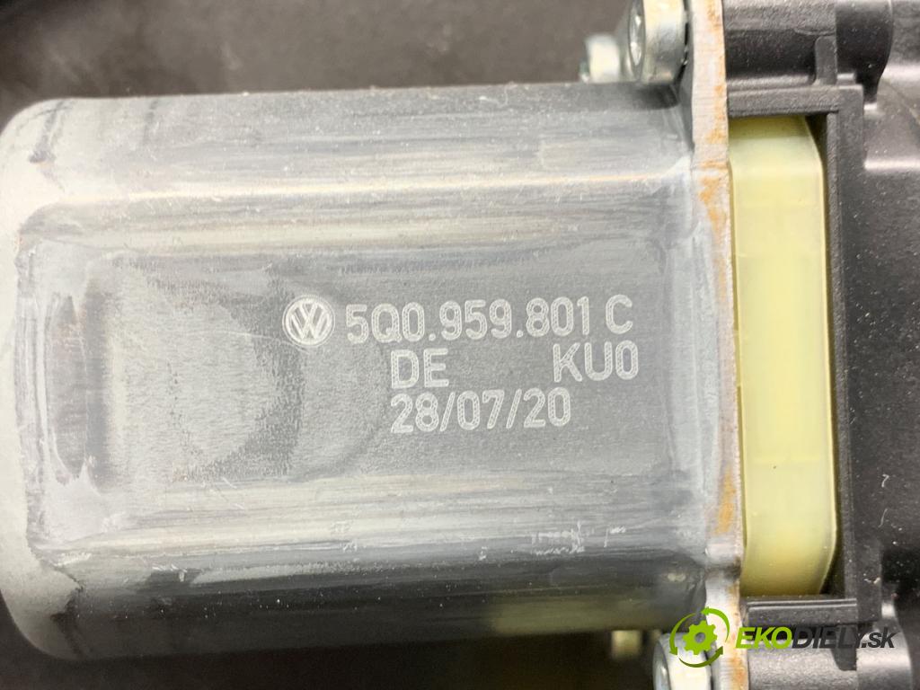 SKODA OCTAVIA IV Kombi 2020 85 kW 2.0 TDI 1968 Mechanizmus okna ľavy predný 5E0837655