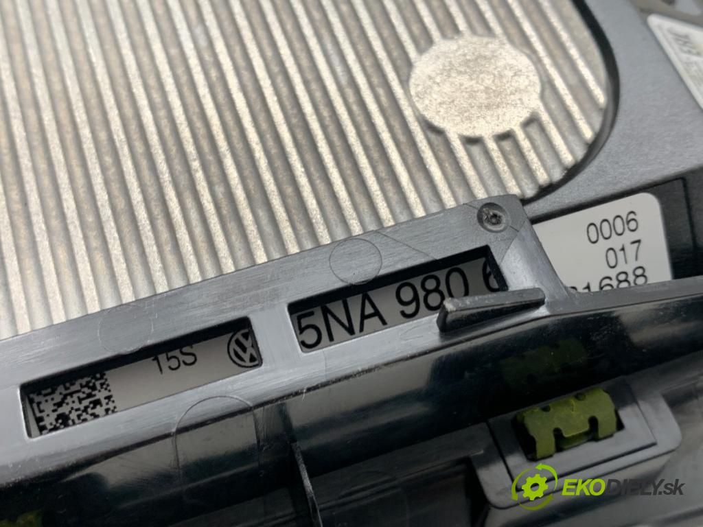 SKODA OCTAVIA IV Kombi 2020 85 kW 2.0 TDI 1968 NABÍJAČKA: INDUKCIA: 5NA980611