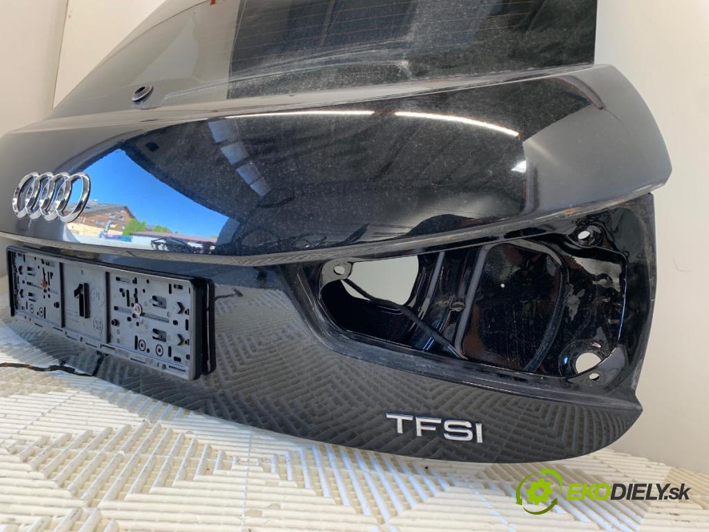 AUDI A1 8X liftback 2011 63 kW 1.2 TFSI 1197 kapota zadní část LY9B