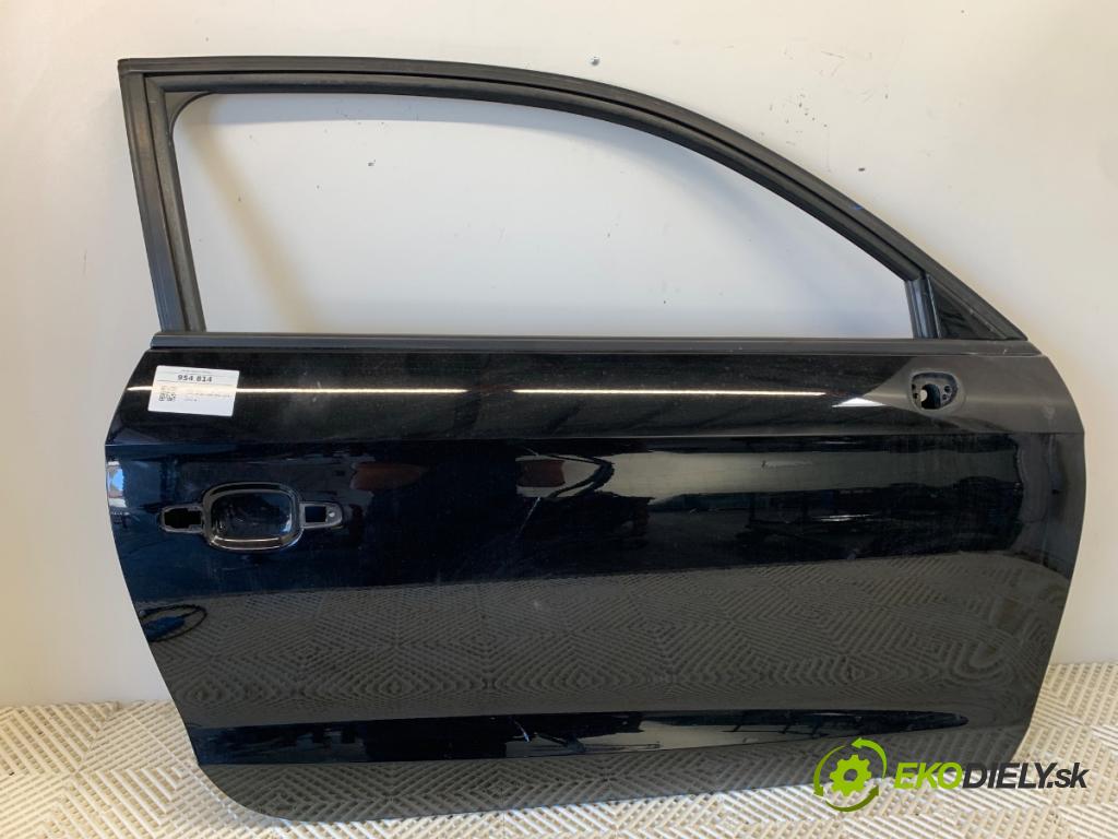 AUDI A1 8X liftback 2011 63 kW 1.2 TFSI 1197 dveře pravý přední část LY9B 