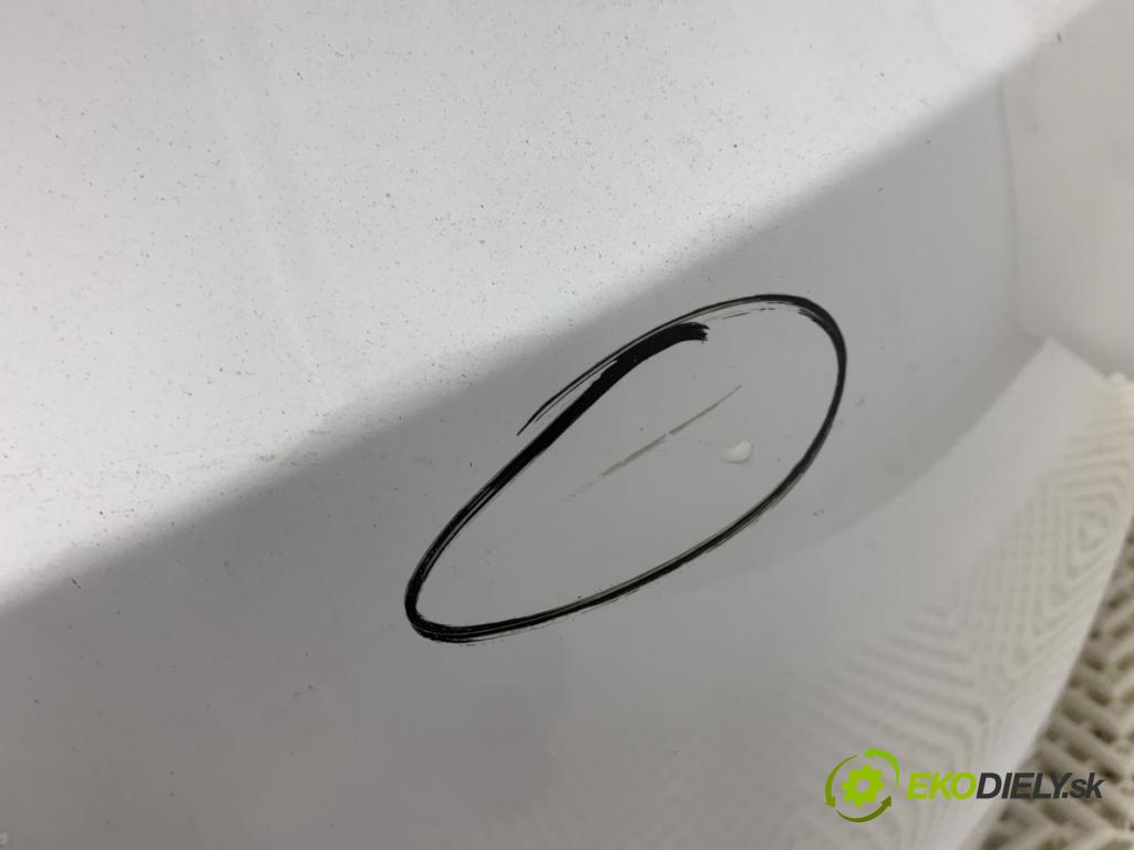 AUDI A5 8T liftback 2010 155 kW 2.0 TFSI quattro 1984 Nárazník zad LY9C