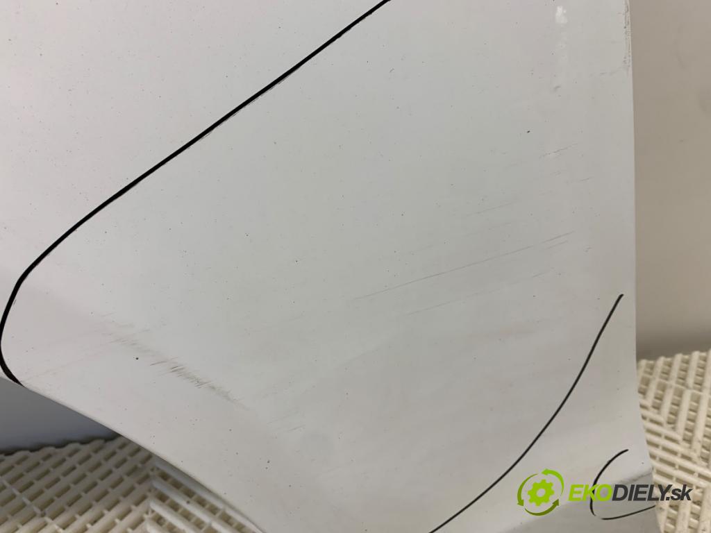 AUDI A5 8T liftback 2010 155 kW 2.0 TFSI quattro 1984 blatník levý přední část LY9C