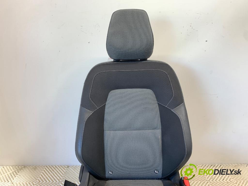 RENAULT KANGOO III Nadwozie pełne/minivan 2021 70 kW 1.5 Blue dCi 95 (FJAB) 1461 Sedadlo pravy predný