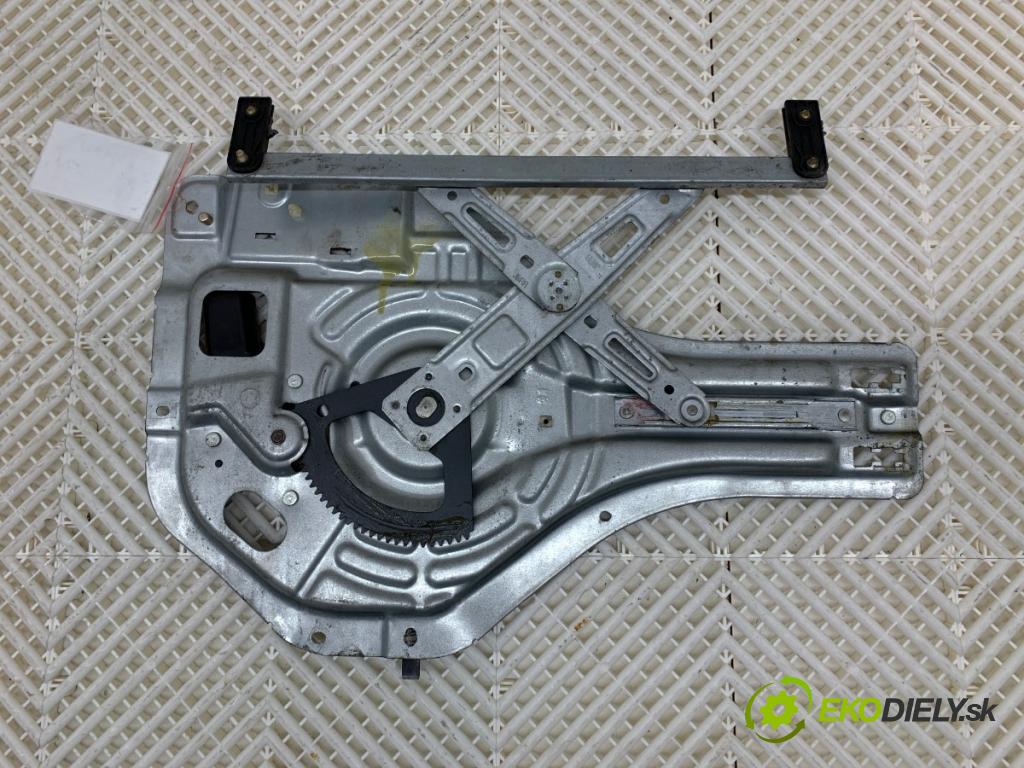 HYUNDAI TUCSON SUV 2005 104 kW 2.0 1975 motor sťahovaní okna levý zadní část 83470-2E010