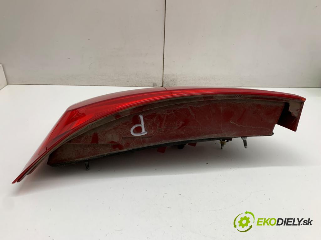AUDI A1 8X liftback 2011 63 kW 1.2 TFSI 1197 světlo pravý zadní část 08-446-1913R-R