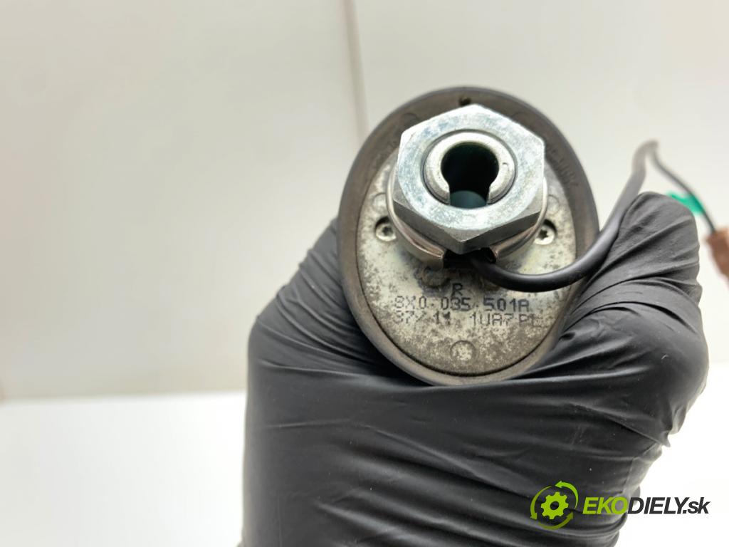 AUDI A1 8X liftback 2011 63 kW 1.2 TFSI 1197 ANTENA 8X0035501A