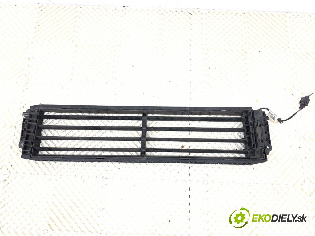 SKODA OCTAVIA IV Kombi 2020 85 kW 2.0 TDI 1968 Volant vzduchu Uzávierka: 2Q0122323A