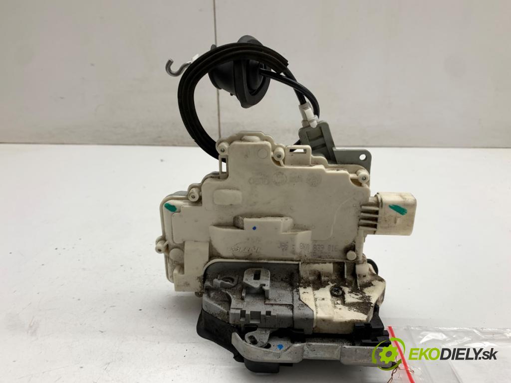 AUDI A4 B8 Kombi 2009 125 kW 2.0 TDI quattro 1968 zámok Dvere pravy zad 8K0839016
