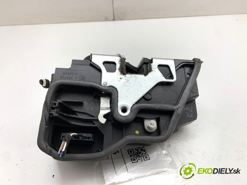 BMW F20 liftback 2011 100 kW 116 i 1598 zámok Dvere ľavy predný 7229461