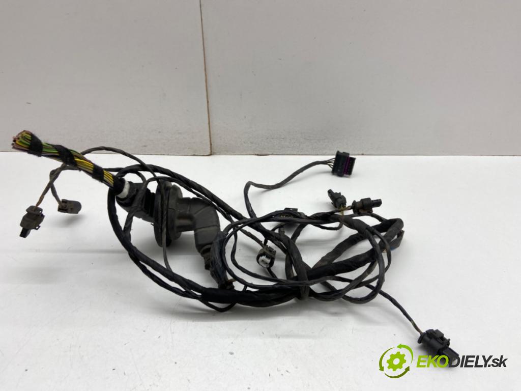 BMW F20 liftback 2011 100 kW 116 i 1598 Káblovačka PDC zad 