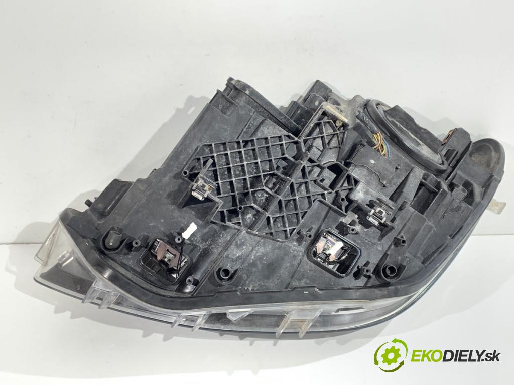 BMW F20 liftback 2011 100 kW 116 i 1598 Svetlomet pravy predný XENON 7229680
