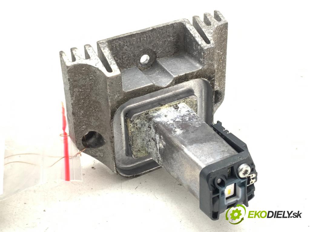BMW F20 liftback 2011 100 kW 116 i 1598 Menič Modul LED 178422-00