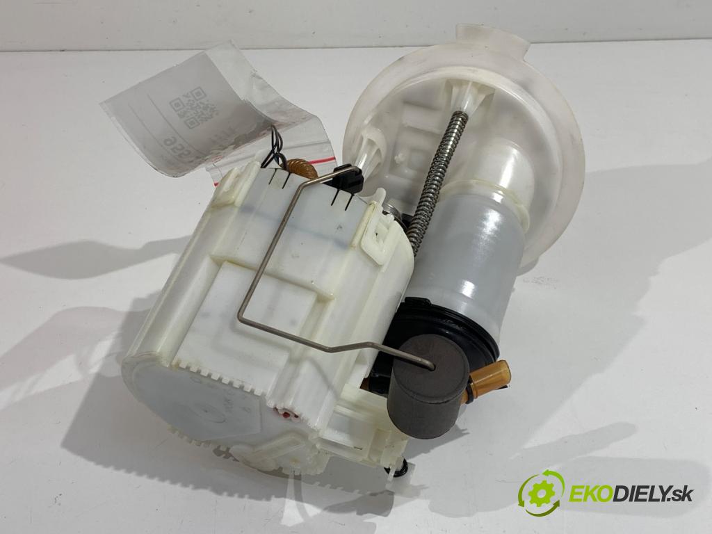 BMW F20 liftback 2011 100 kW 116 i 1598 Pumpa paliva 7243974