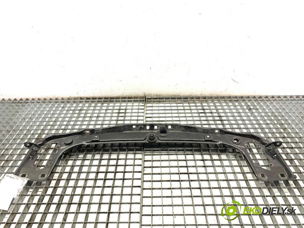 BMW F20 liftback 2011 100 kW 116 i 1598 Držiak predný  (Výstuha predná)