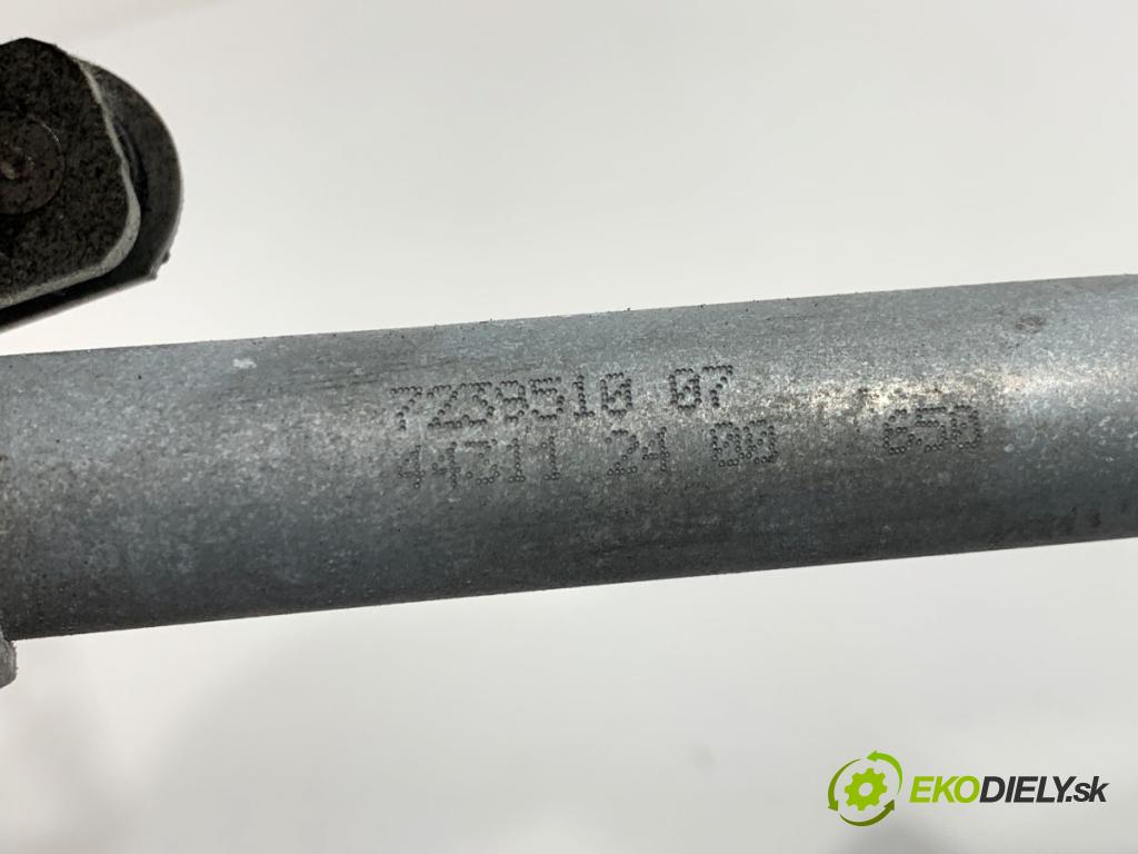 BMW F20 liftback 2011 100 kW 116 i 1598 Mechanizmus stieračov predný 7267503 (Motorček stieračov predný)
